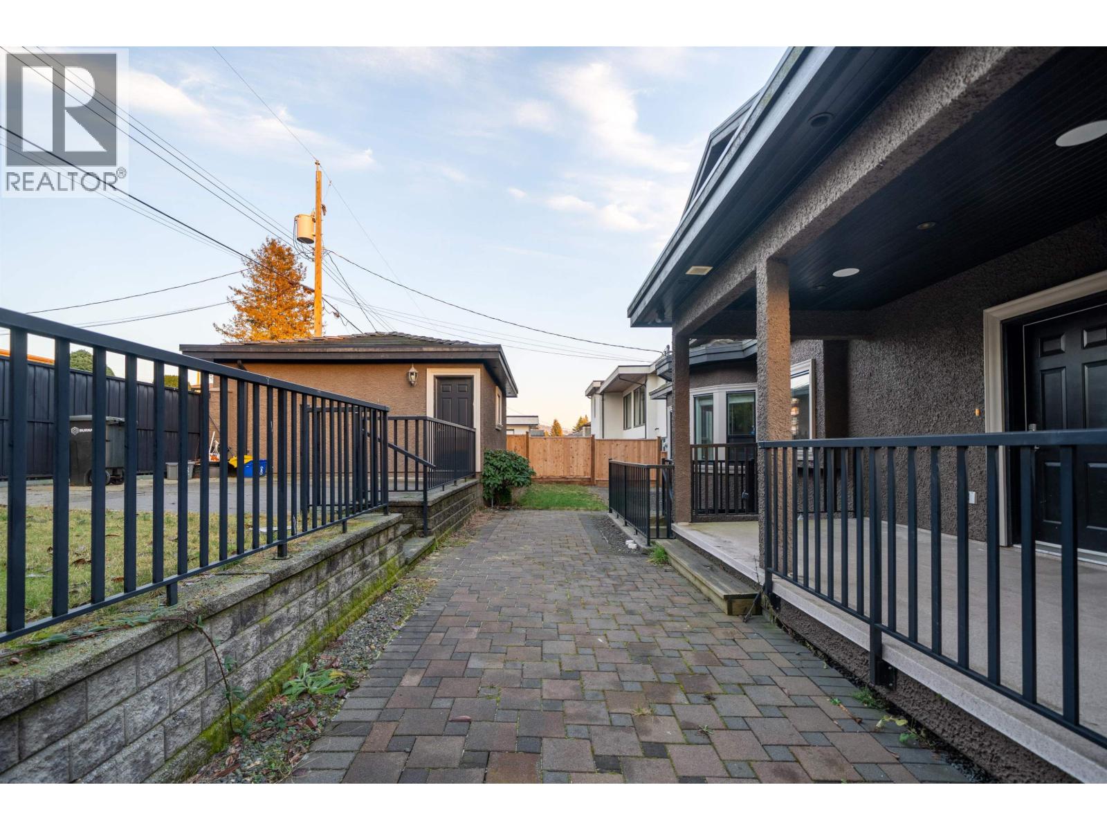 6185 Grant Street, Burnaby, British Columbia  V5B 2K7 - Photo 38 - R3084225