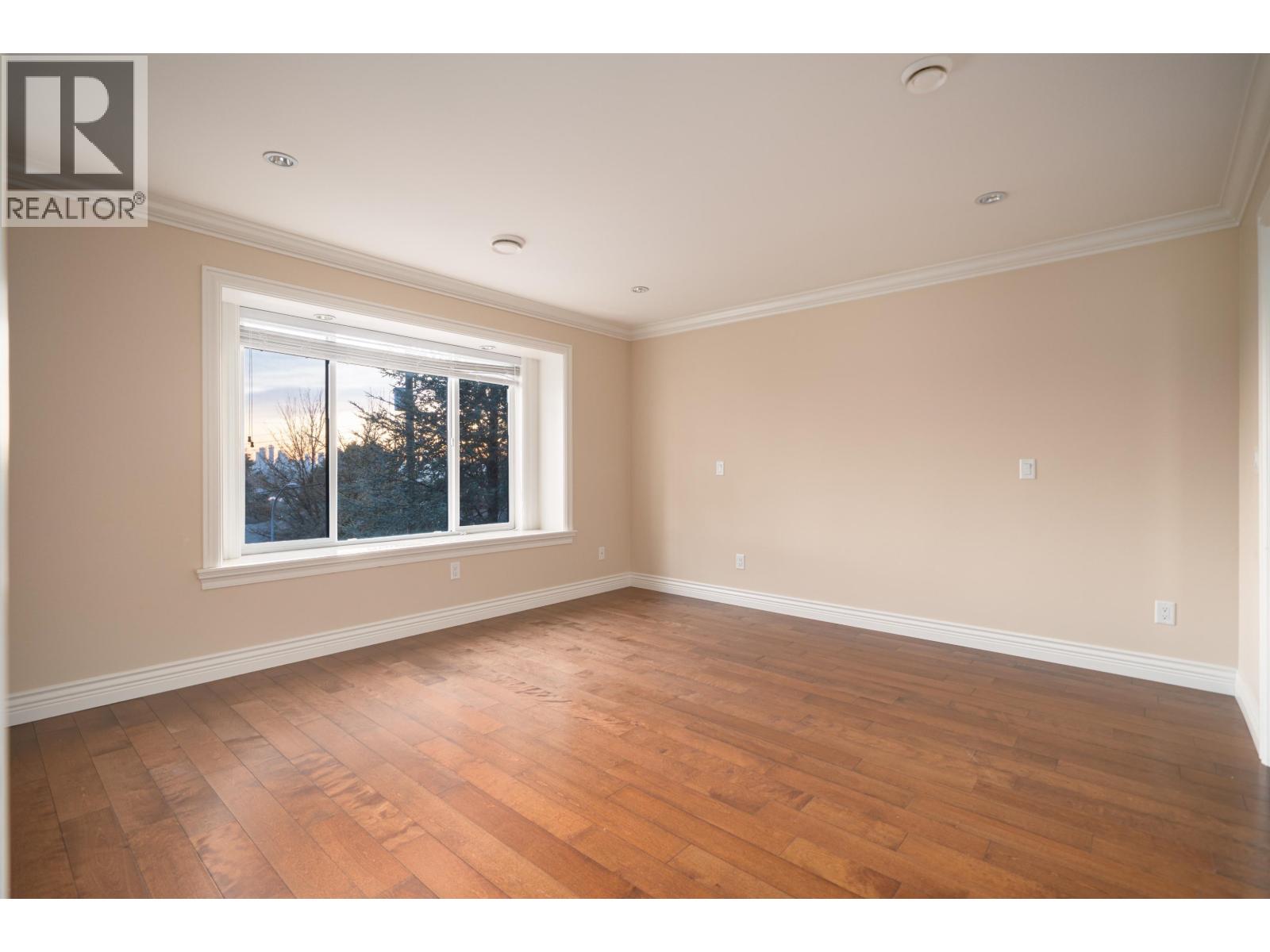 6185 Grant Street, Burnaby, British Columbia  V5B 2K7 - Photo 30 - R3084225