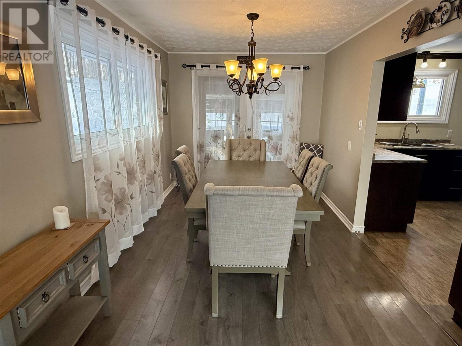 24 Axmith Ave, Elliot Lake, Ontario  P5A 1B7 - Photo 21 - SM260183