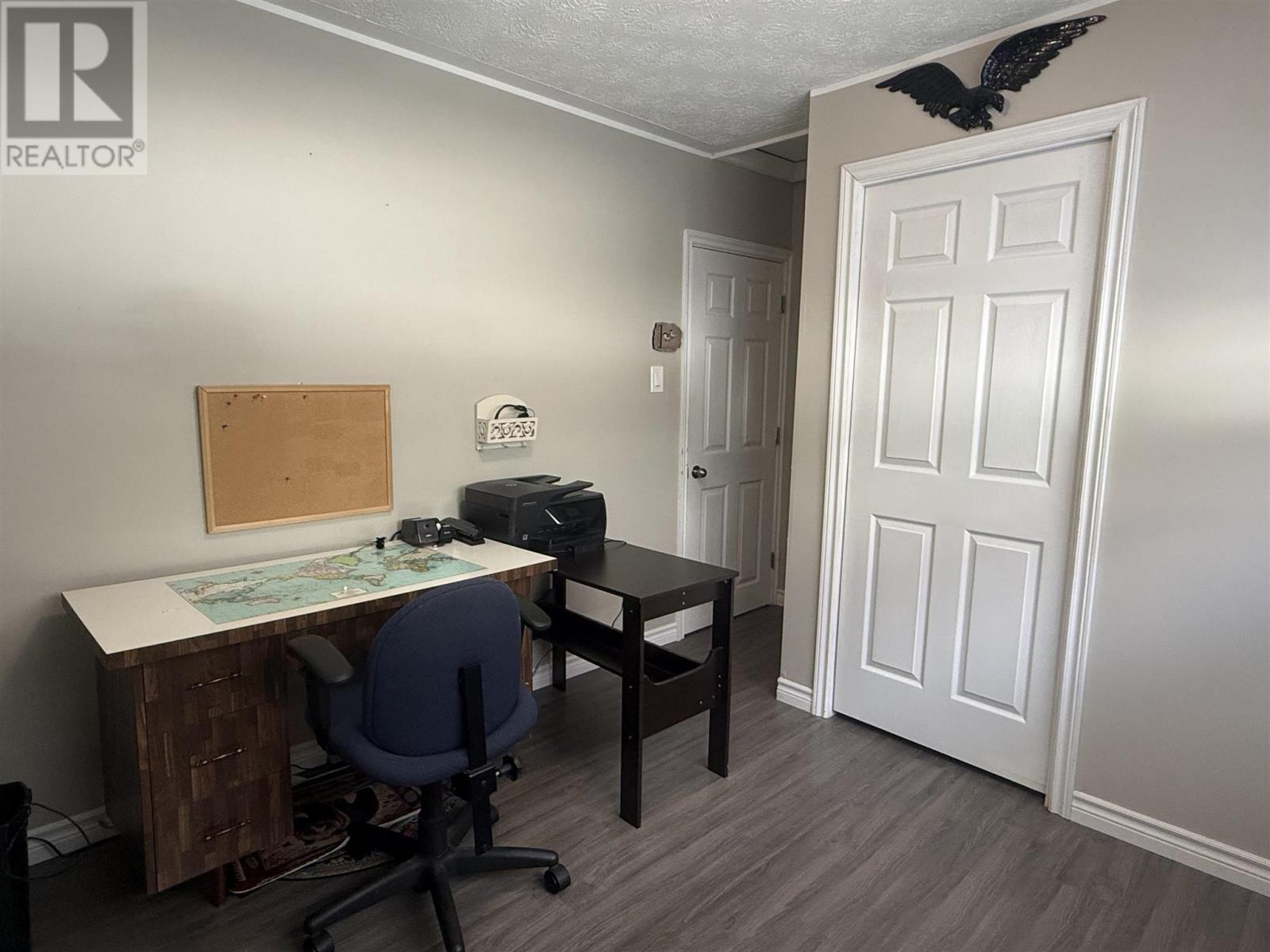 24 Axmith Ave, Elliot Lake, Ontario  P5A 1B7 - Photo 35 - SM260183