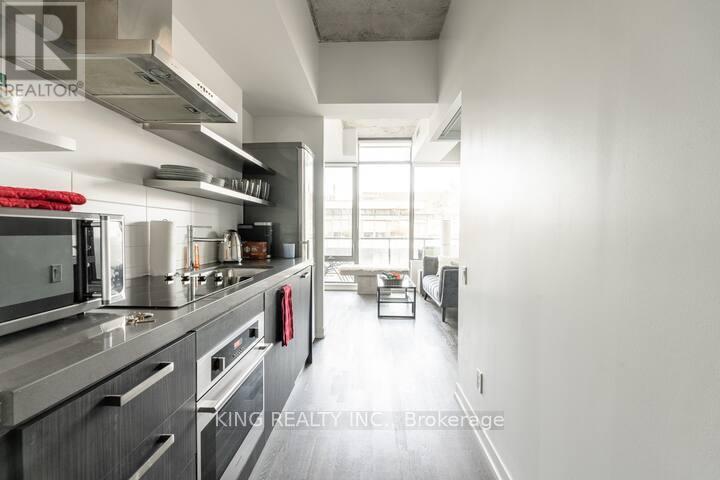1007 - 560 King Street W, Toronto, Ontario M5V 1M3 - Photo 2 - C12737606