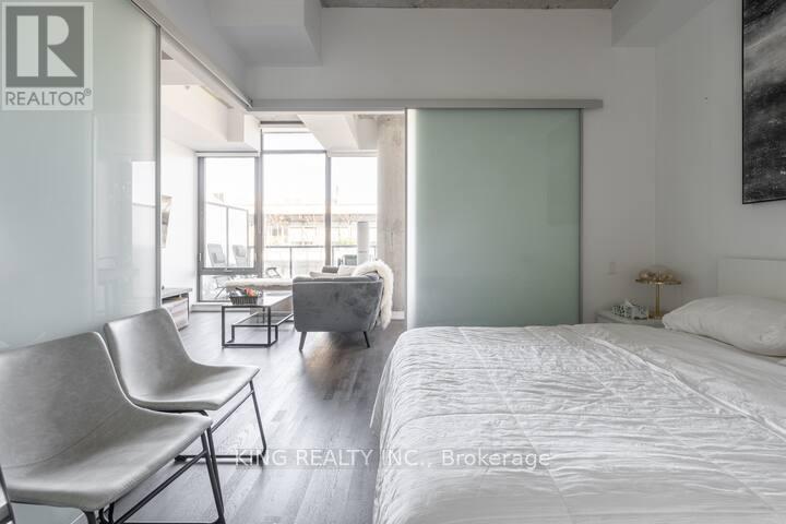 1007 - 560 King Street W, Toronto, Ontario M5V 1M3 - Photo 4 - C12737606