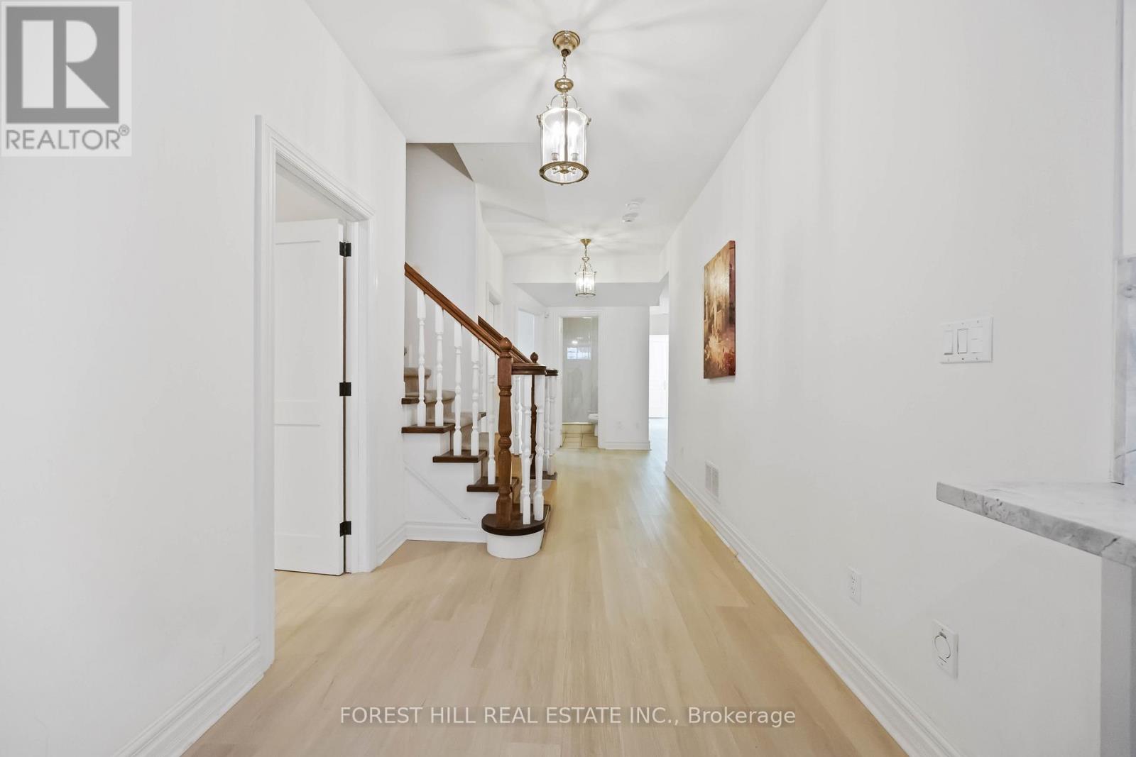 Lower - 42 Cotswold Crescent, Toronto, Ontario  M2P 1N2 - Photo 2 - C12737614