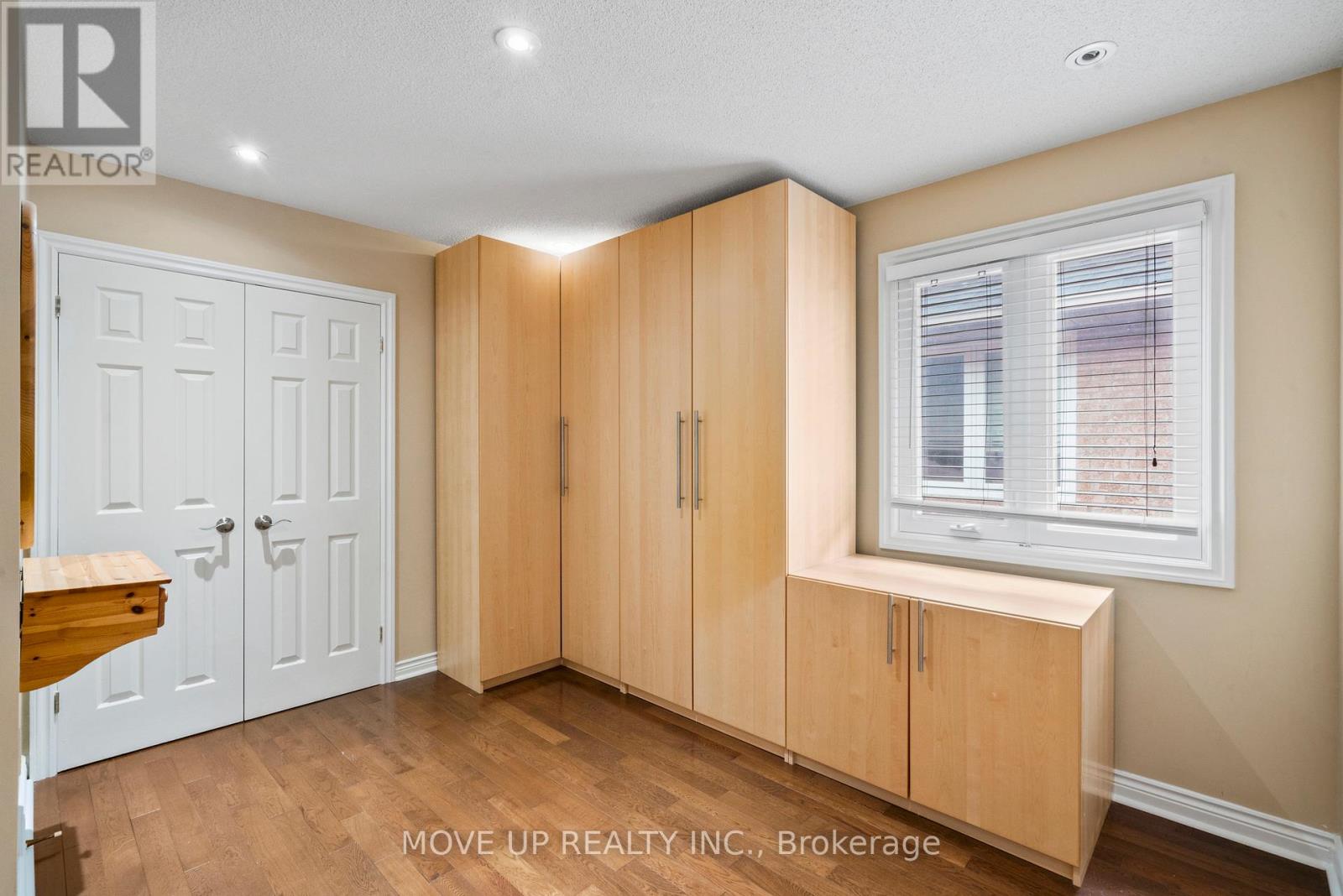 21 Gaby Court, Richmond Hill, Ontario  L4C 8X1 - Photo 21 - N12737600