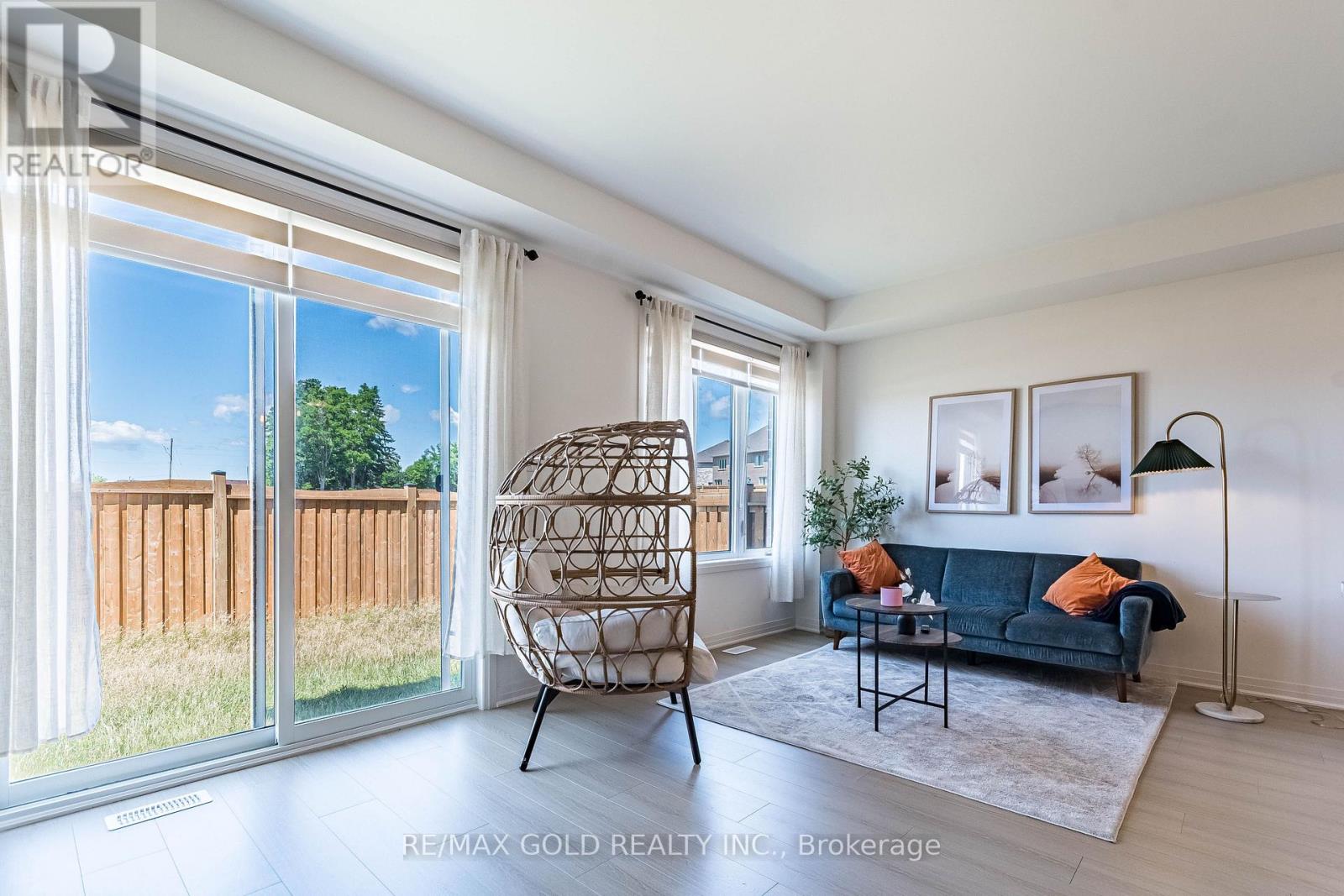 89 Sagewood Avenue, Barrie (Painswick South), Ontario  L9J 0K5 - Photo 10 - S12737576