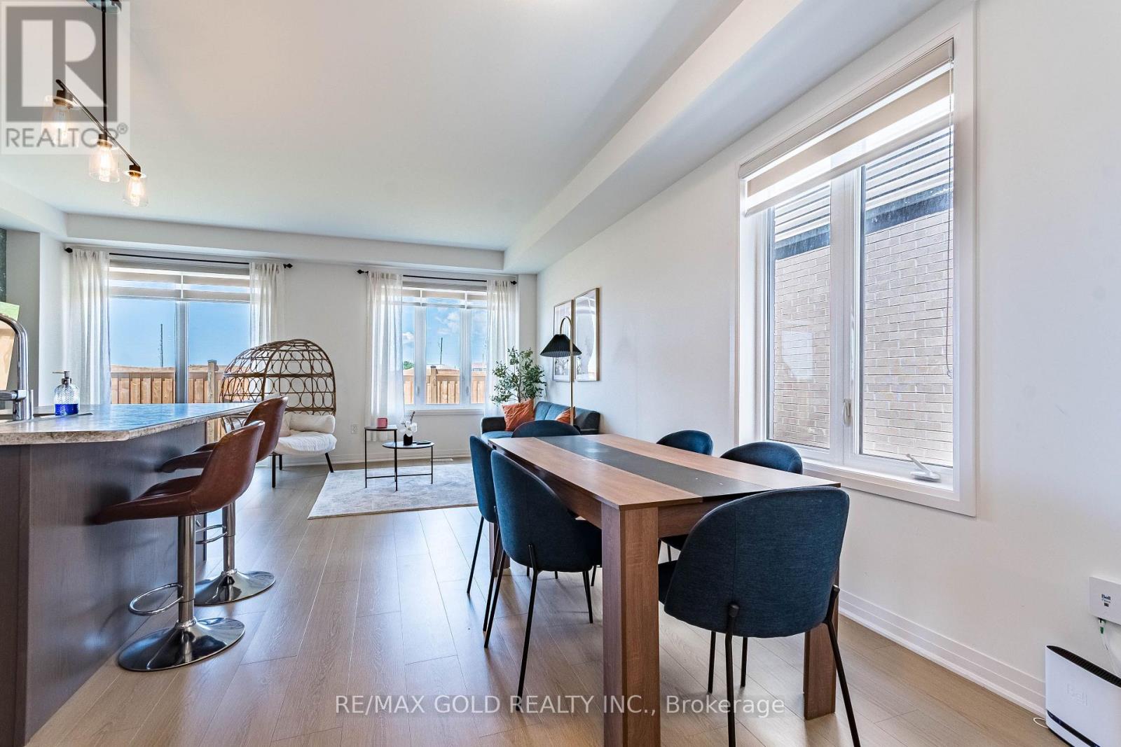 89 Sagewood Avenue, Barrie (Painswick South), Ontario  L9J 0K5 - Photo 5 - S12737576