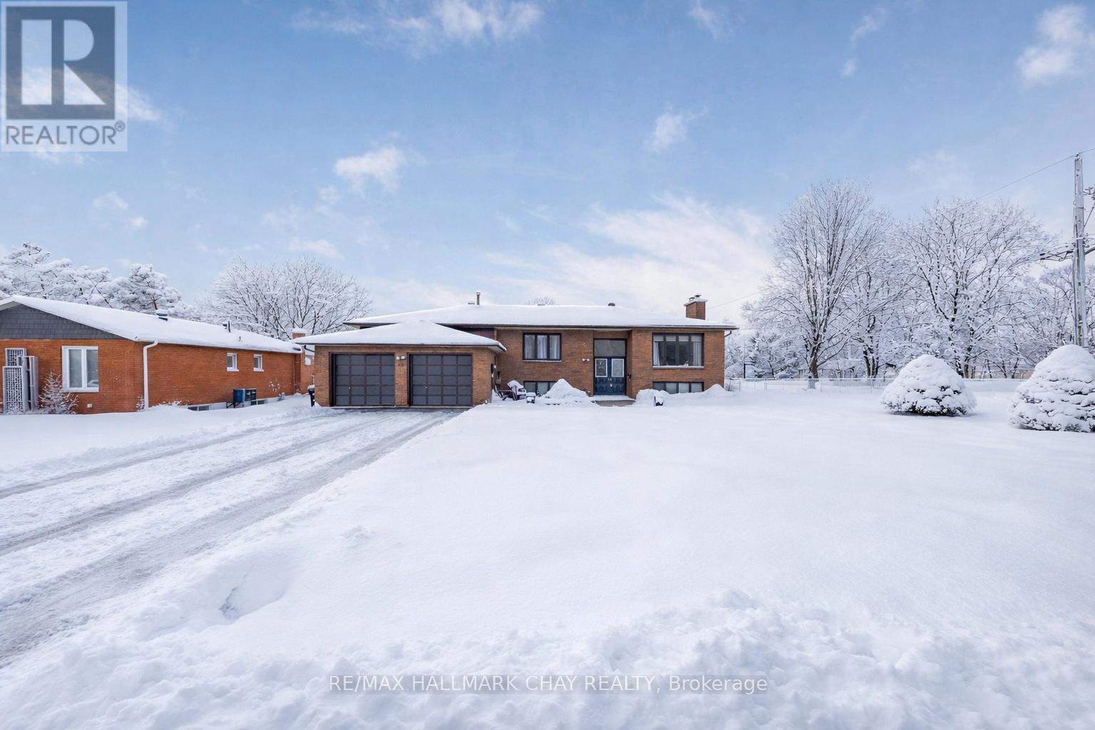 40 IDLEWOOD DRIVE, Springwater, Ontario