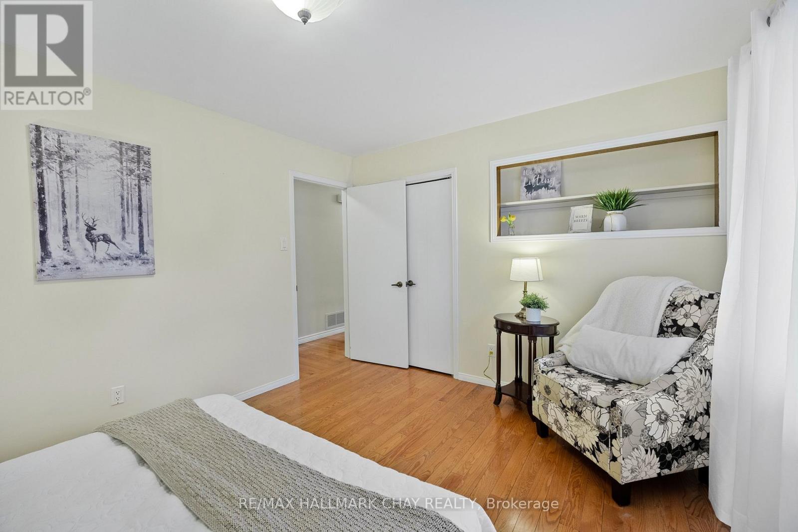 40 Idlewood Drive, Springwater, Ontario  L9X 0P5 - Photo 23 - S12737620