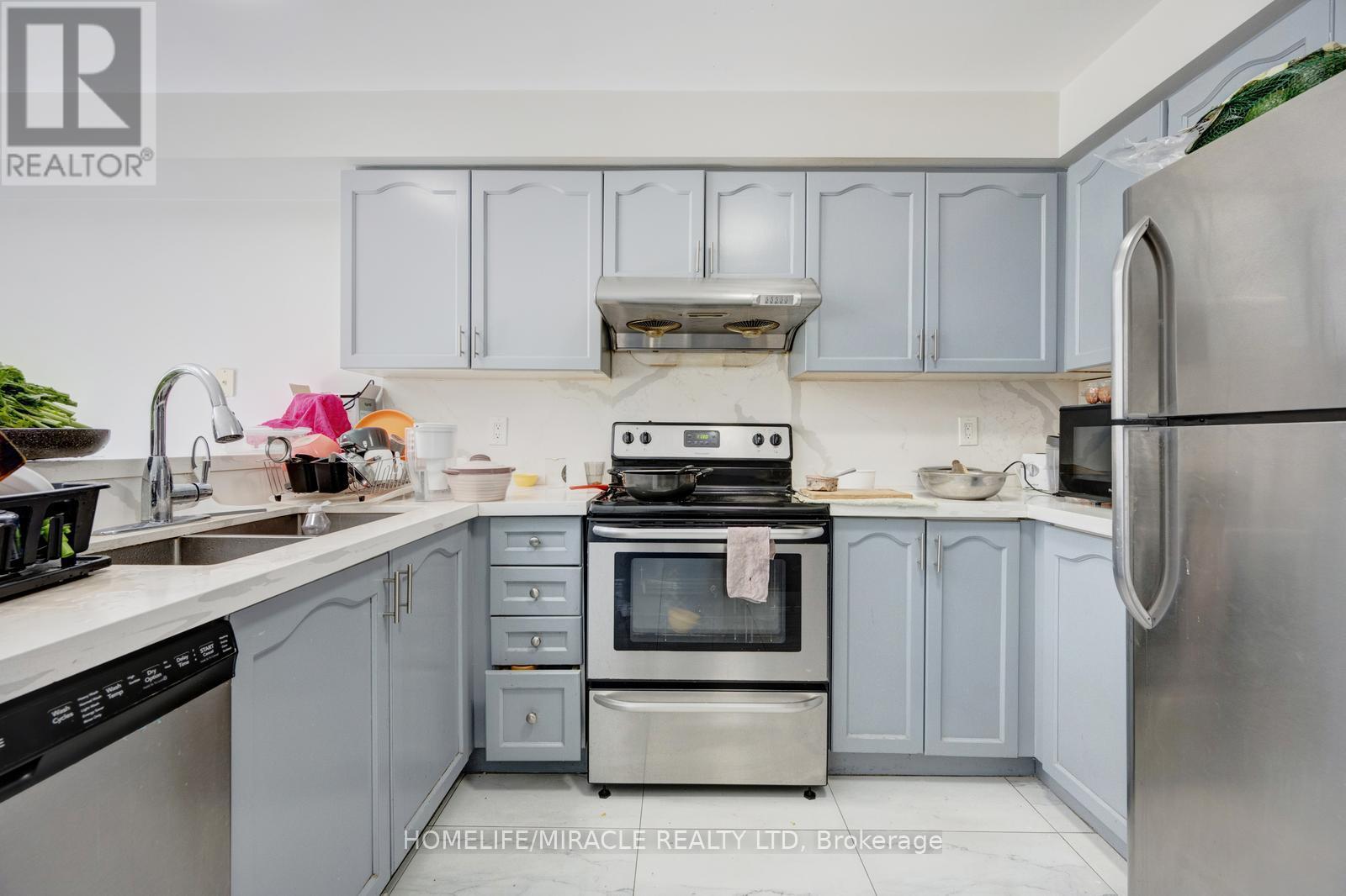 14 Sunny Glen Crescent, Brampton, Ontario  L7A 2C6 - Photo 12 - W12737594