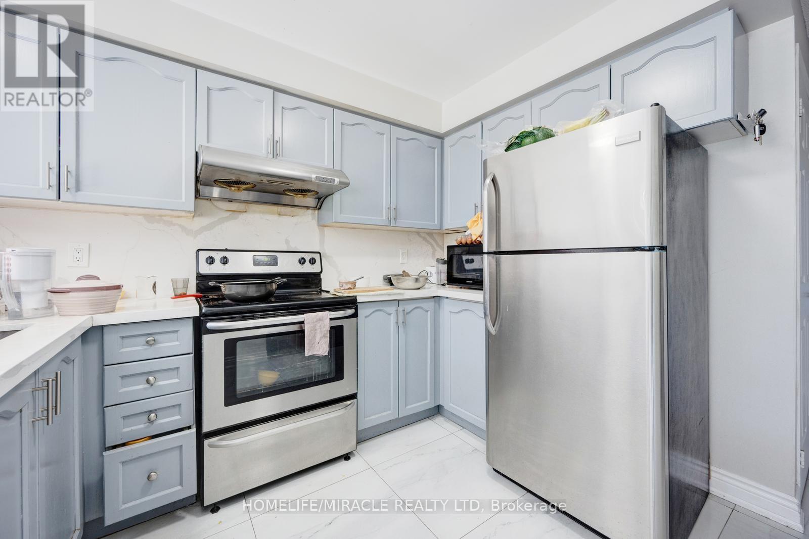 14 Sunny Glen Crescent, Brampton, Ontario  L7A 2C6 - Photo 15 - W12737594