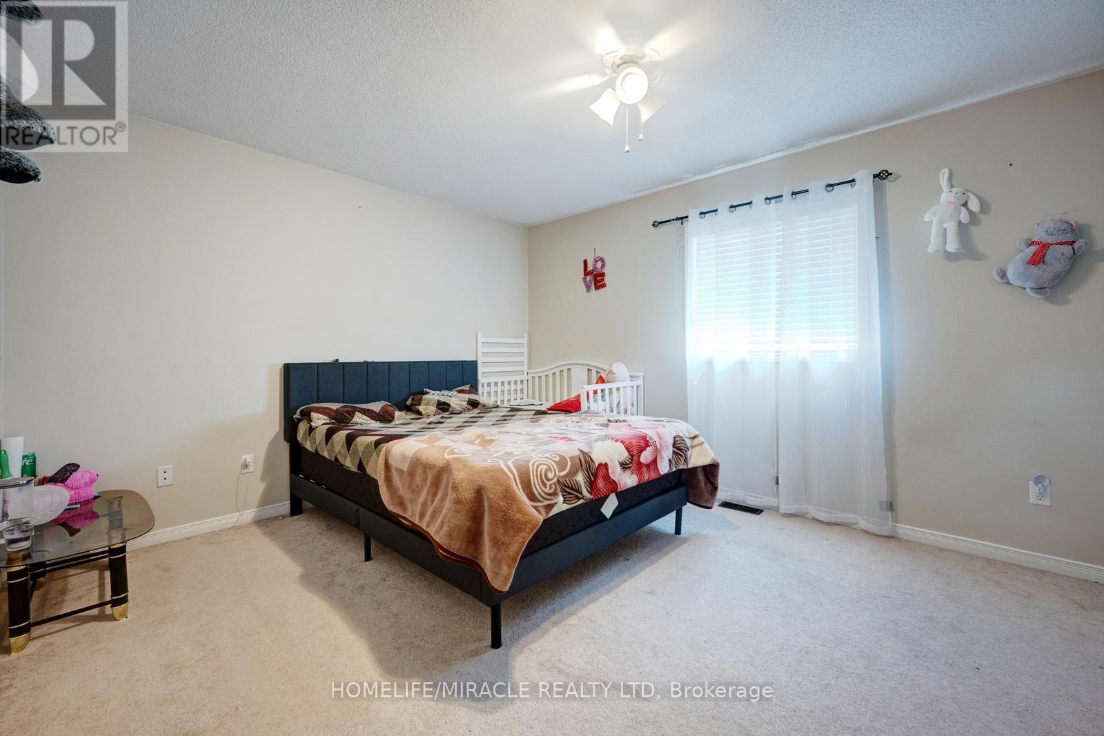 14 Sunny Glen Crescent, Brampton, Ontario  L7A 2C6 - Photo 23 - W12737594