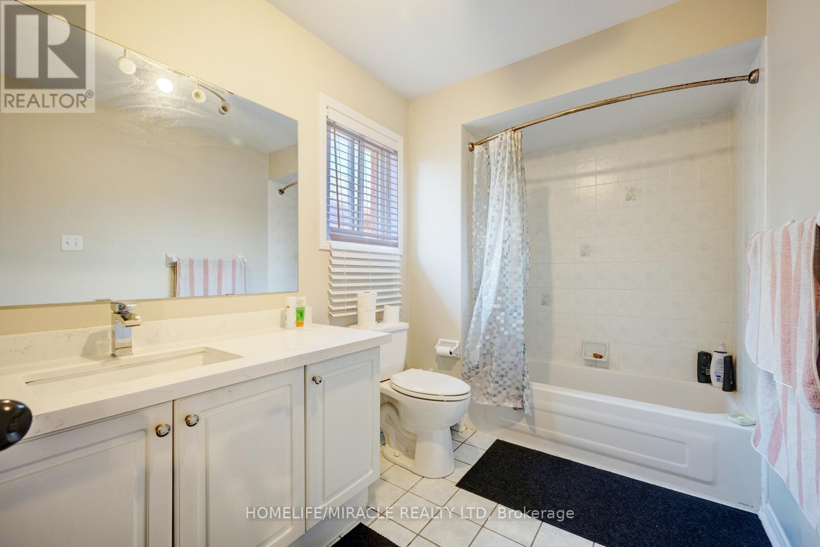 14 Sunny Glen Crescent, Brampton, Ontario  L7A 2C6 - Photo 27 - W12737594