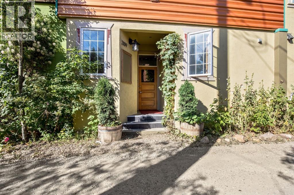 2109 20 Street, Nanton, Alberta  T0L 1R0 - Photo 7 - A2276409