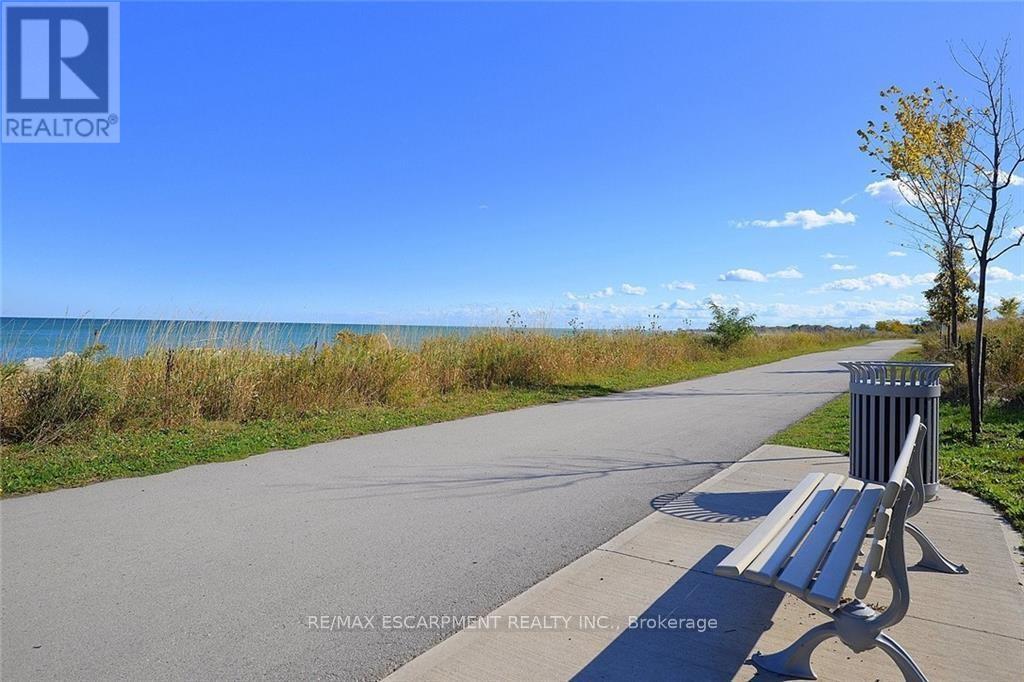 628 - 101 Shoreview Place, Hamilton, Ontario  L8E 0K2 - Photo 4 - X12737588