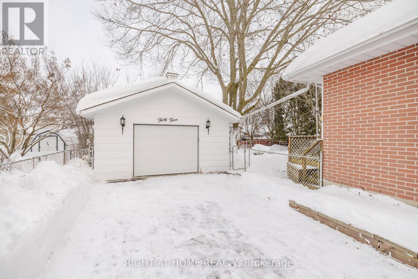 33 Harvest Crescent, Belleville, Ontario  K8P 4M2 - Photo 3 - X12737616
