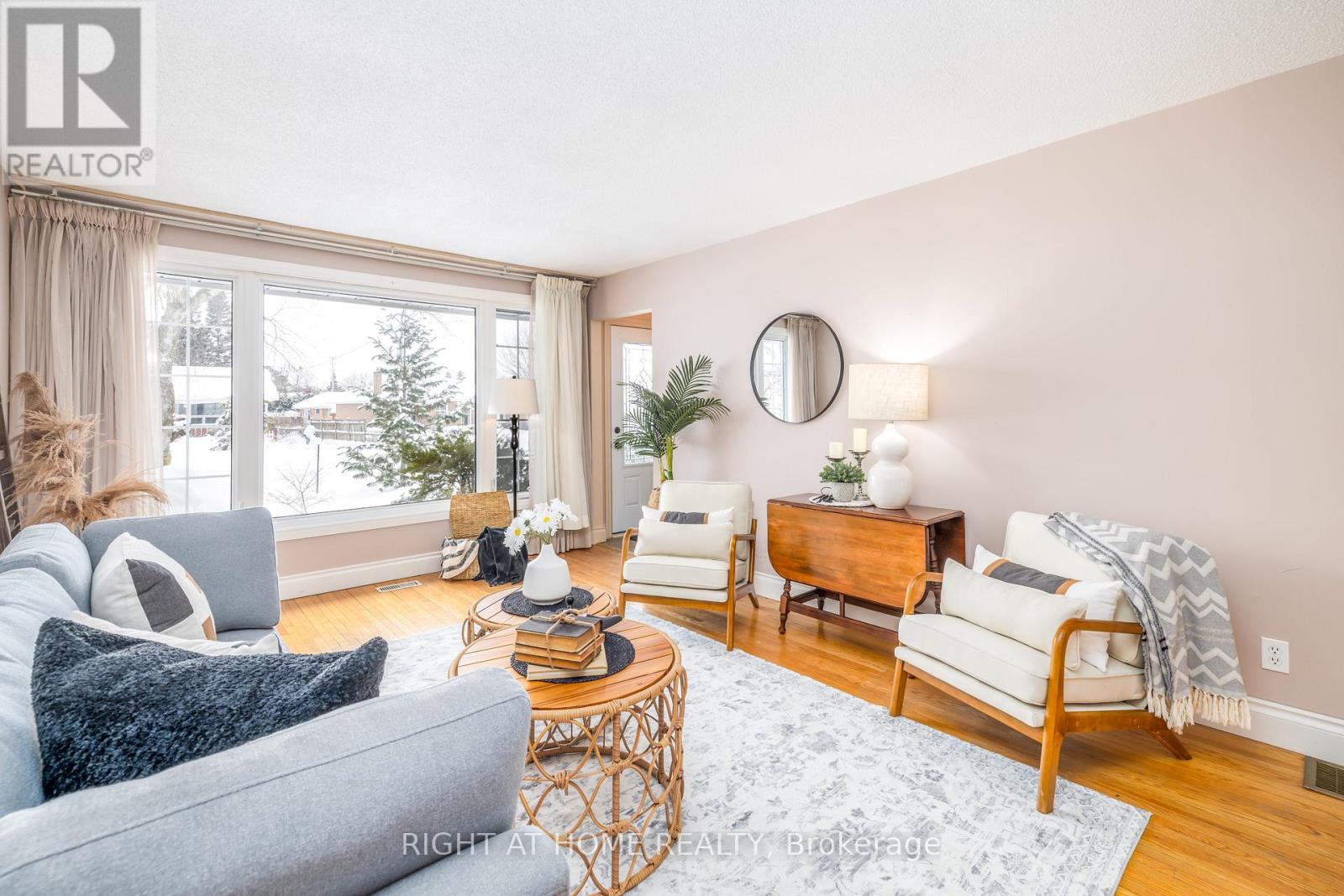 33 Harvest Crescent, Belleville, Ontario  K8P 4M2 - Photo 5 - X12737616