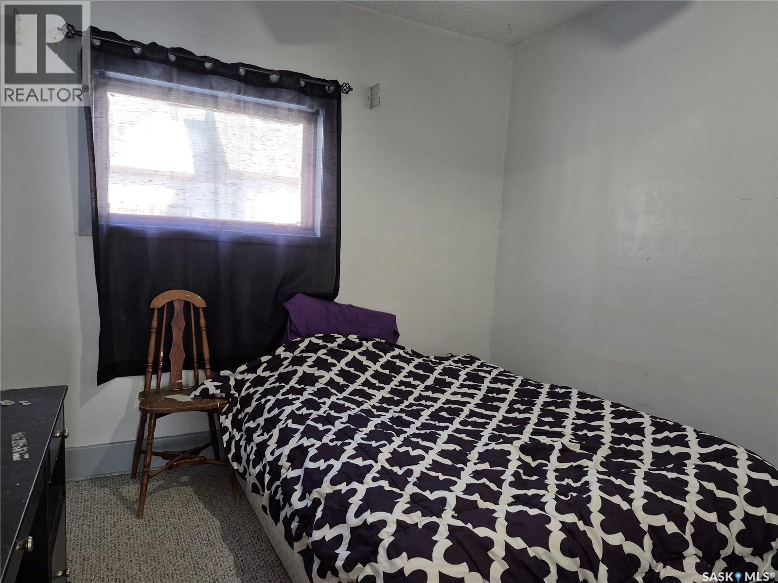 133 1st Street W, Ponteix, Saskatchewan  S0N 1Z0 - Photo 13 - SK027580