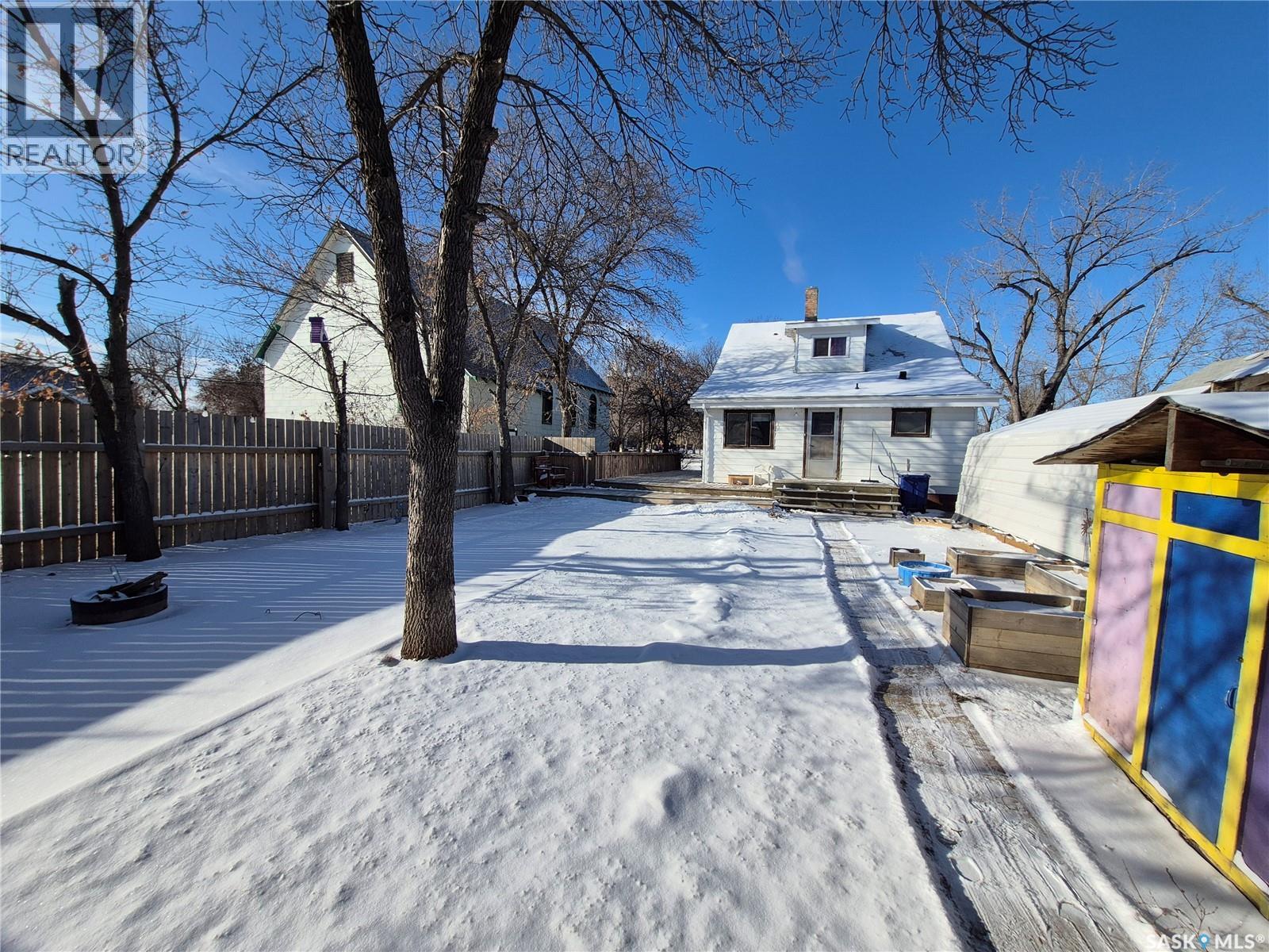 133 1st Street W, Ponteix, Saskatchewan  S0N 1Z0 - Photo 32 - SK027580