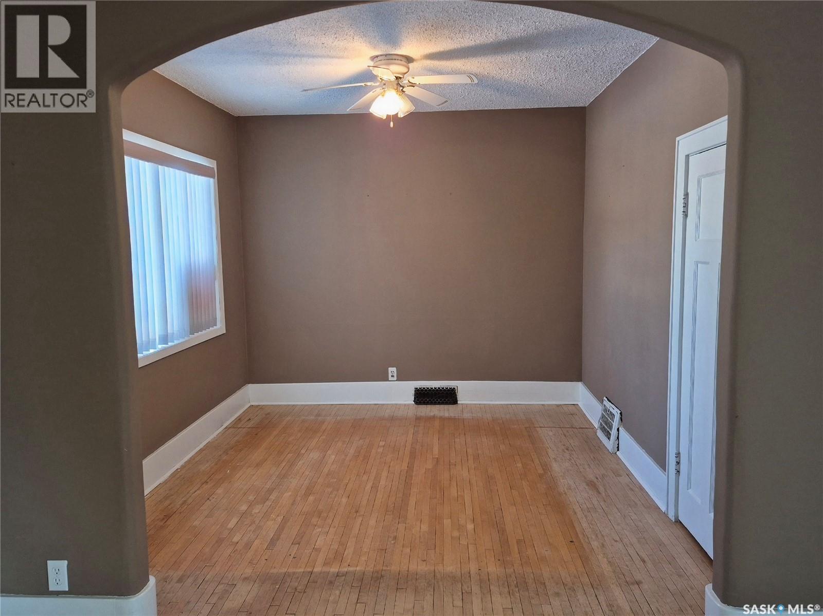 133 1st Street W, Ponteix, Saskatchewan  S0N 1Z0 - Photo 8 - SK027580