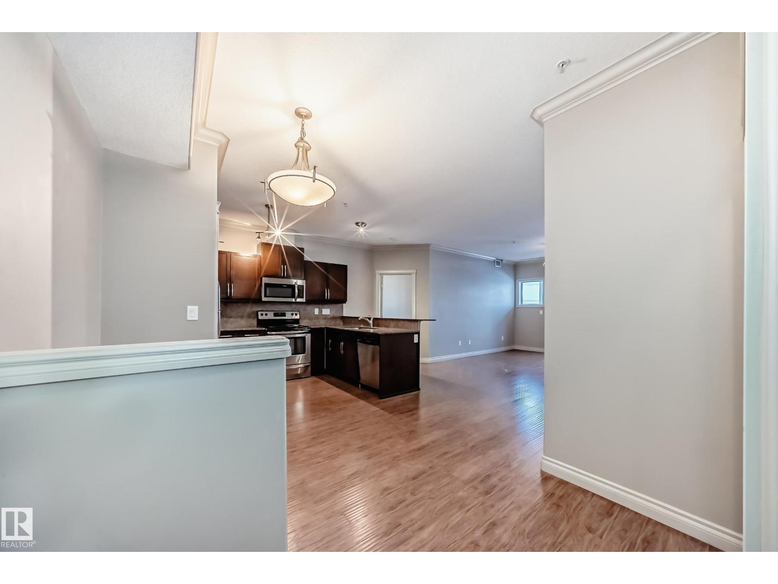 #348 10121 80 Av Nw, Edmonton, Alberta T6E 0B9 - Photo 3 - E4471346