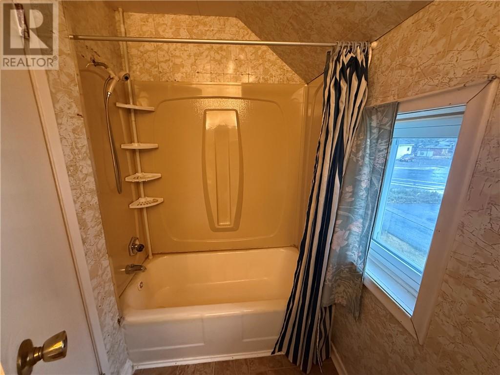 78 Huron Avenue, Blind River, Ontario  P0R 1B0 - Photo 28 - 2125492