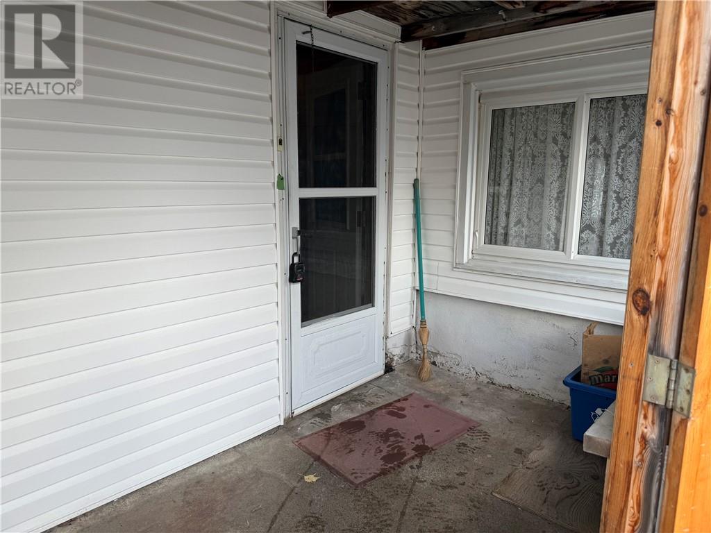 78 Huron Avenue, Blind River, Ontario  P0R 1B0 - Photo 7 - 2125492