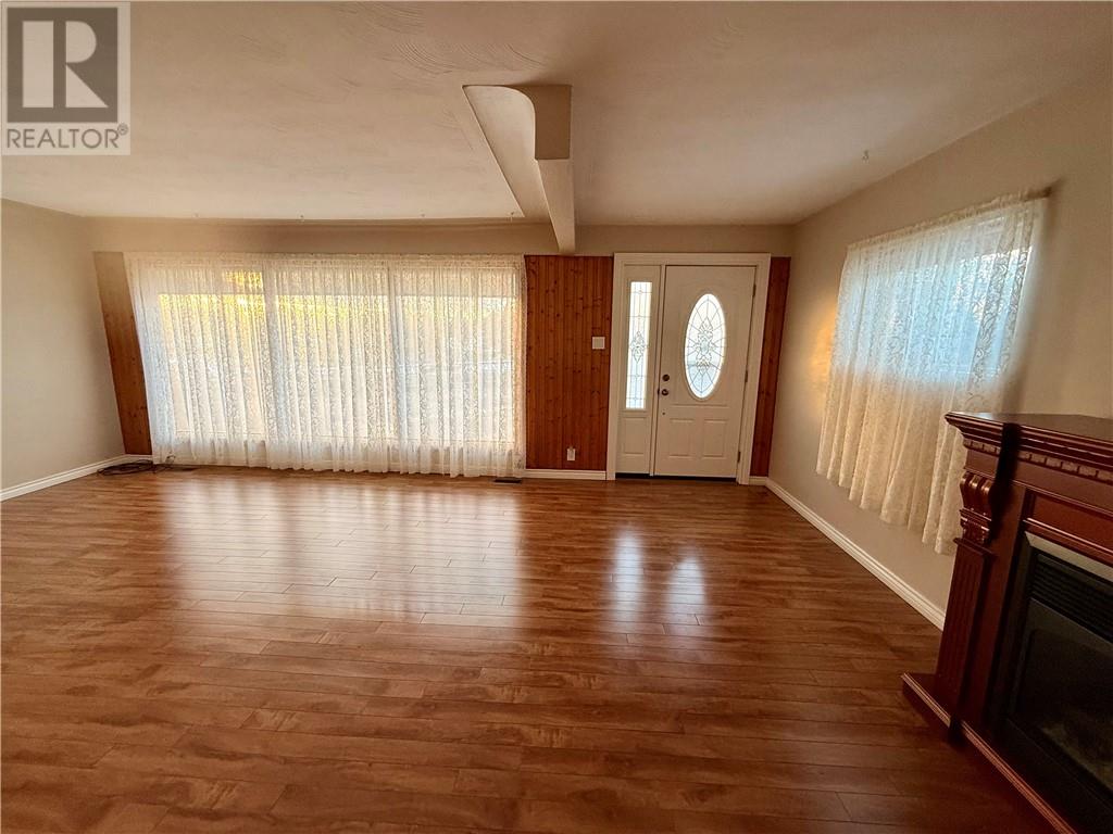 6 West Street, Blind River, Ontario  P0R 1B0 - Photo 12 - 2126024