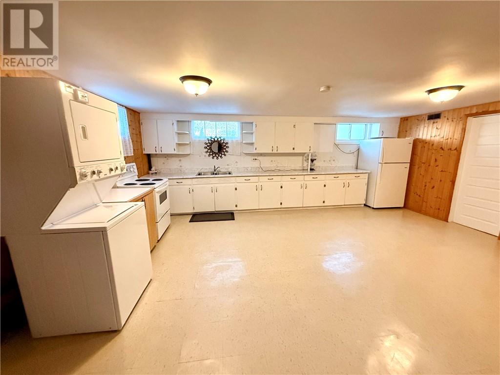 6 West Street, Blind River, Ontario  P0R 1B0 - Photo 32 - 2126024