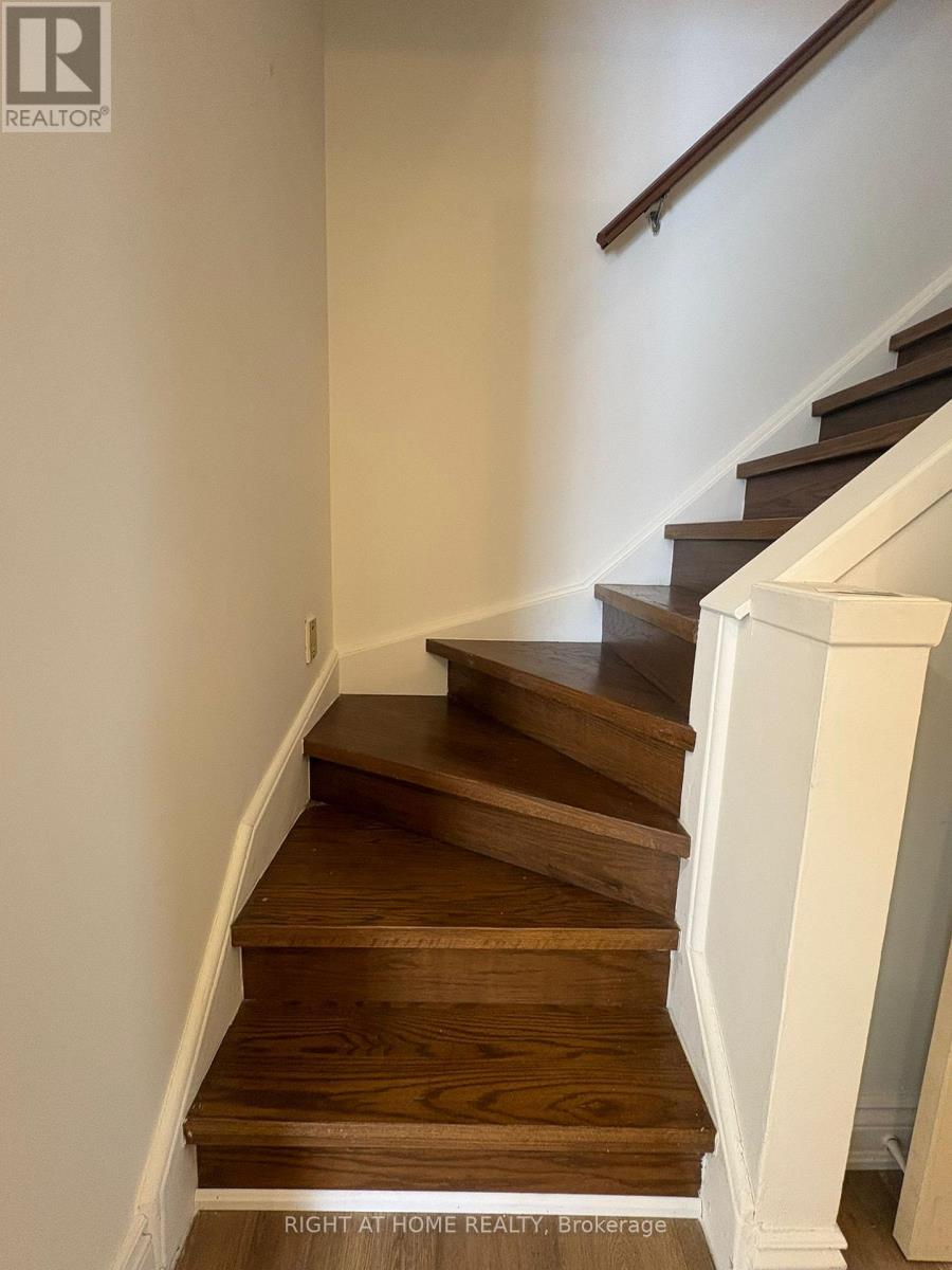 3158 Mccarron Crescent E, Mississauga, Ontario  L5N 3H5 - Photo 14 - W12611250