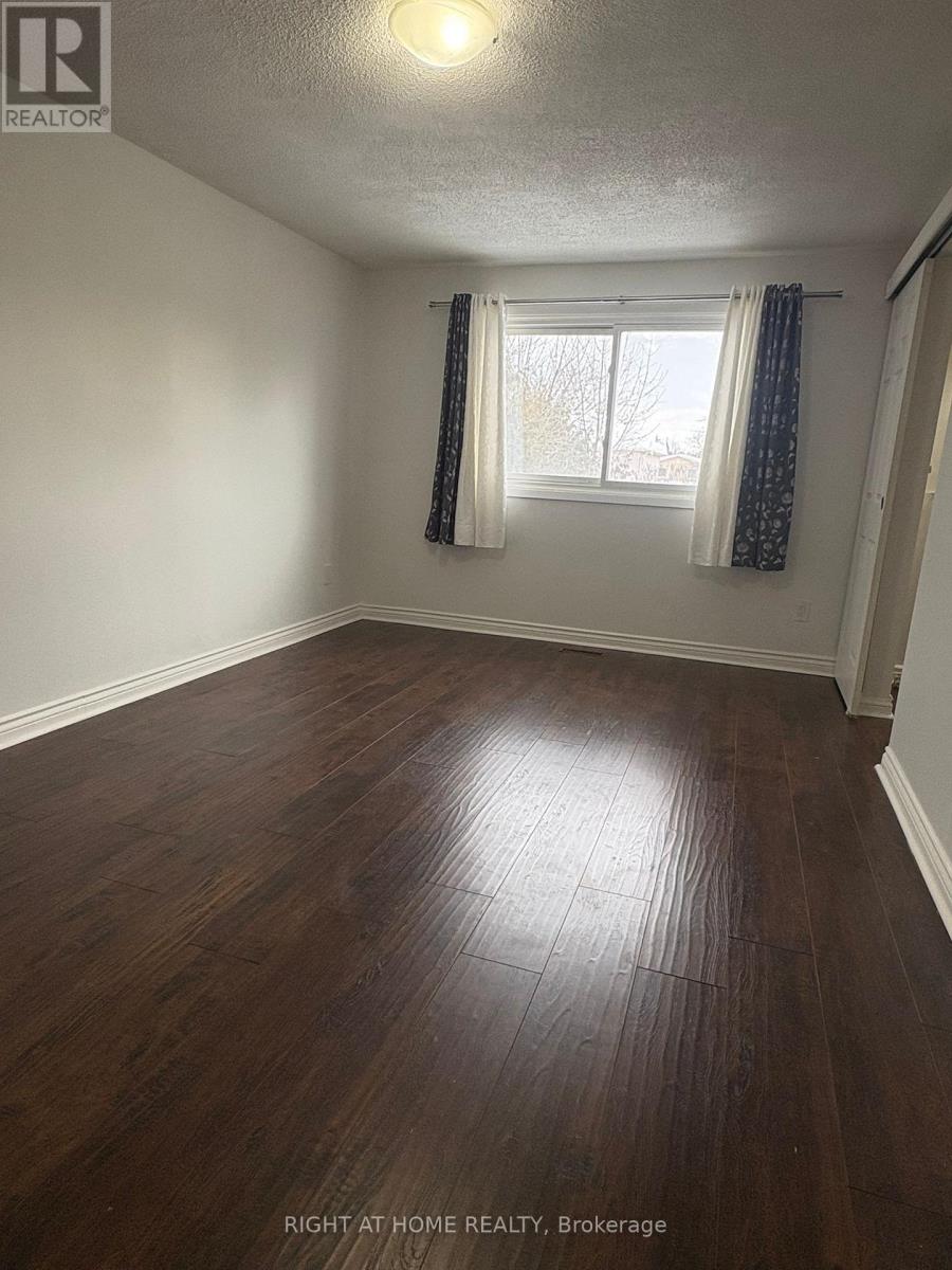 3158 Mccarron Crescent E, Mississauga, Ontario  L5N 3H5 - Photo 16 - W12611250