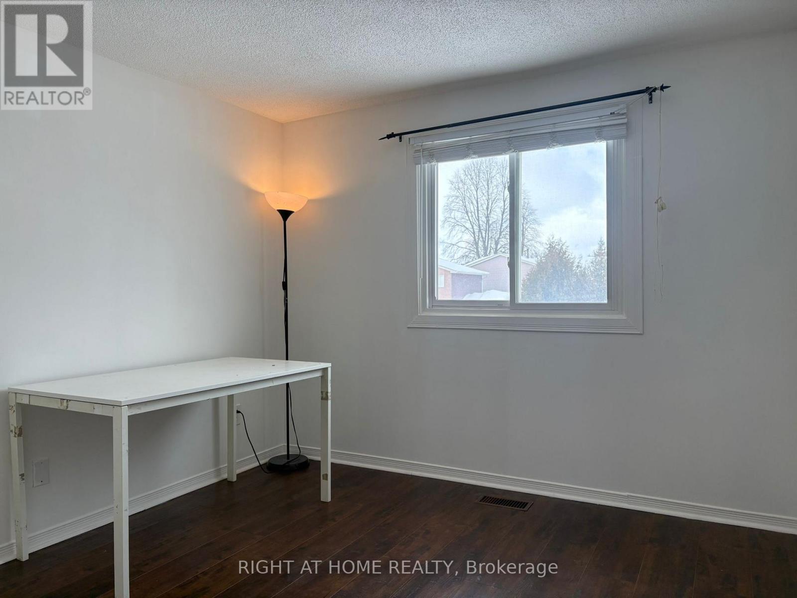3158 Mccarron Crescent E, Mississauga, Ontario  L5N 3H5 - Photo 26 - W12611250