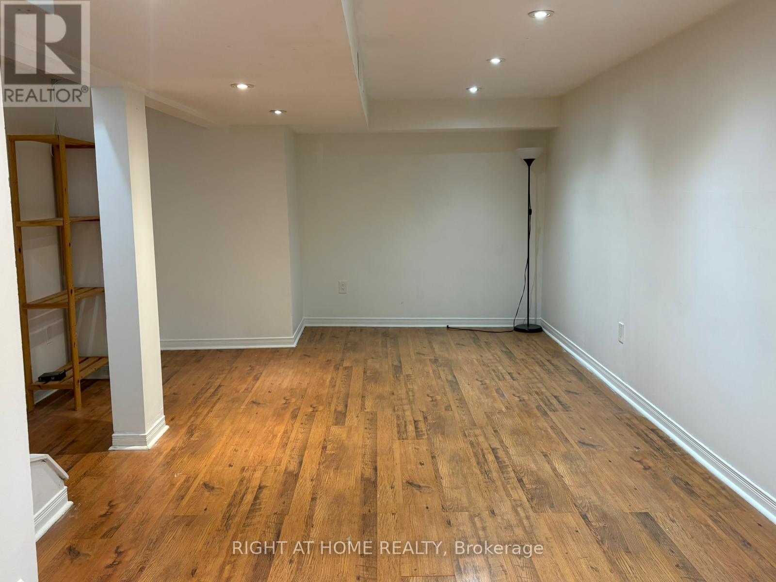 3158 Mccarron Crescent E, Mississauga, Ontario  L5N 3H5 - Photo 38 - W12611250