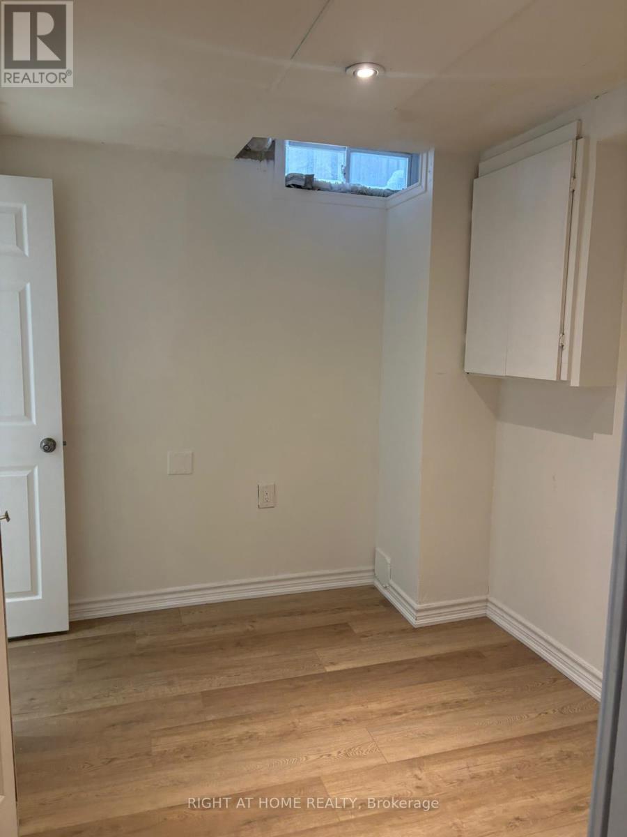 3158 Mccarron Crescent E, Mississauga, Ontario  L5N 3H5 - Photo 41 - W12611250