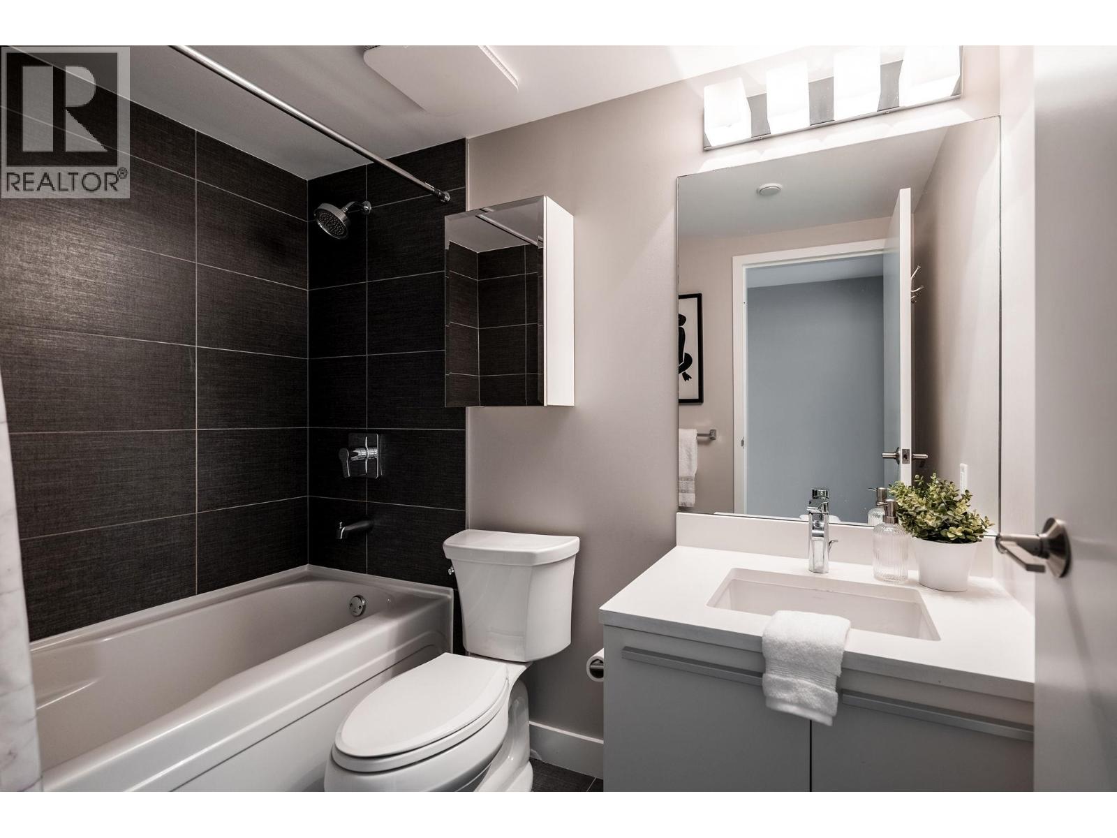 202 1323 Homer Street, Vancouver, British Columbia  V6B 5T1 - Photo 31 - R3084426