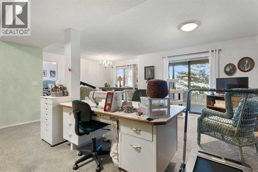 34, 118 Strathcona Road, Calgary, Alberta  T3H 1P3 - Photo 27 - A2280441