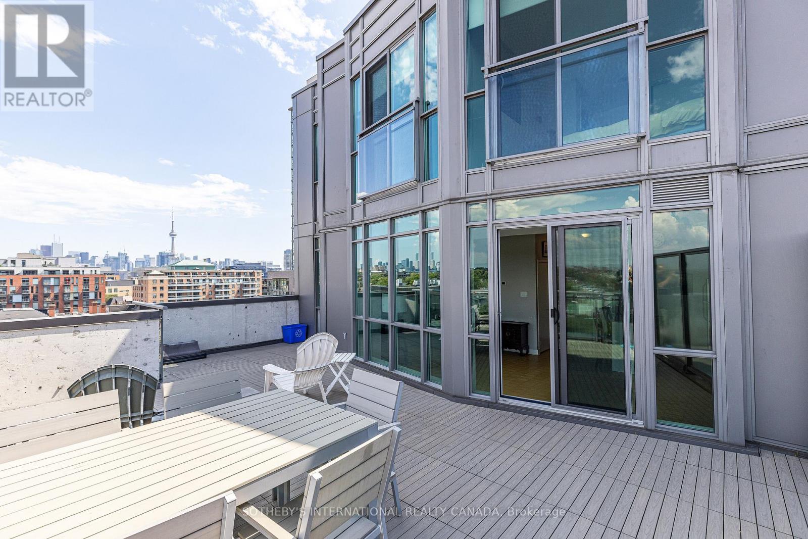 Ph718 - 1169 Queen Street, Toronto, Ontario  M6J 0A4 - Photo 3 - C12737656