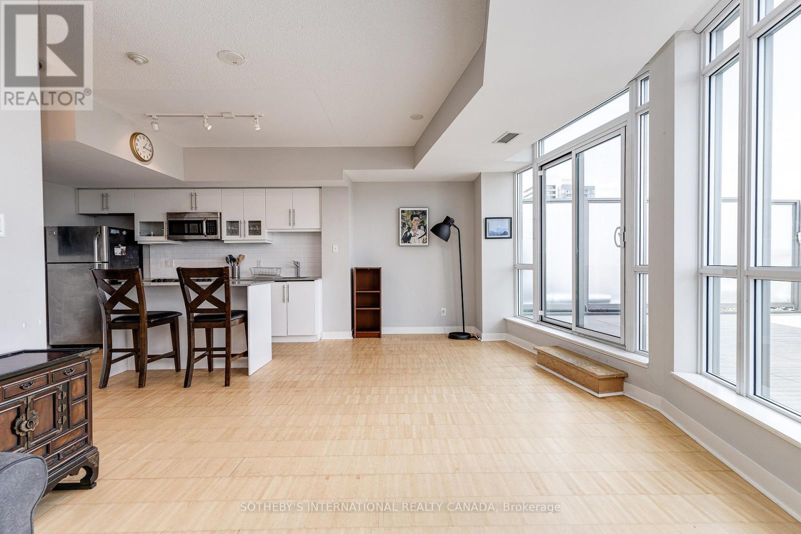 Ph718 - 1169 Queen Street, Toronto, Ontario  M6J 0A4 - Photo 6 - C12737656