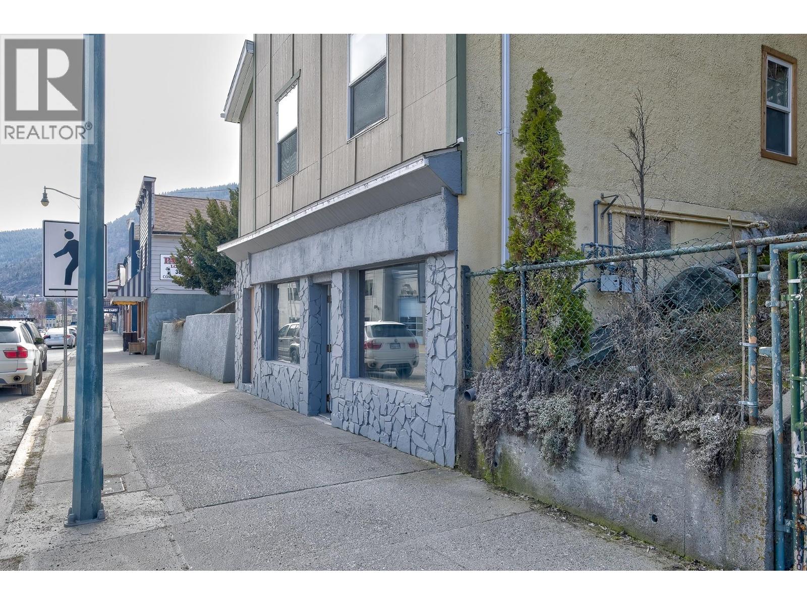 792 Rossland Avenue, Trail, British Columbia  V1R 3N3 - Photo 40 - 10367132