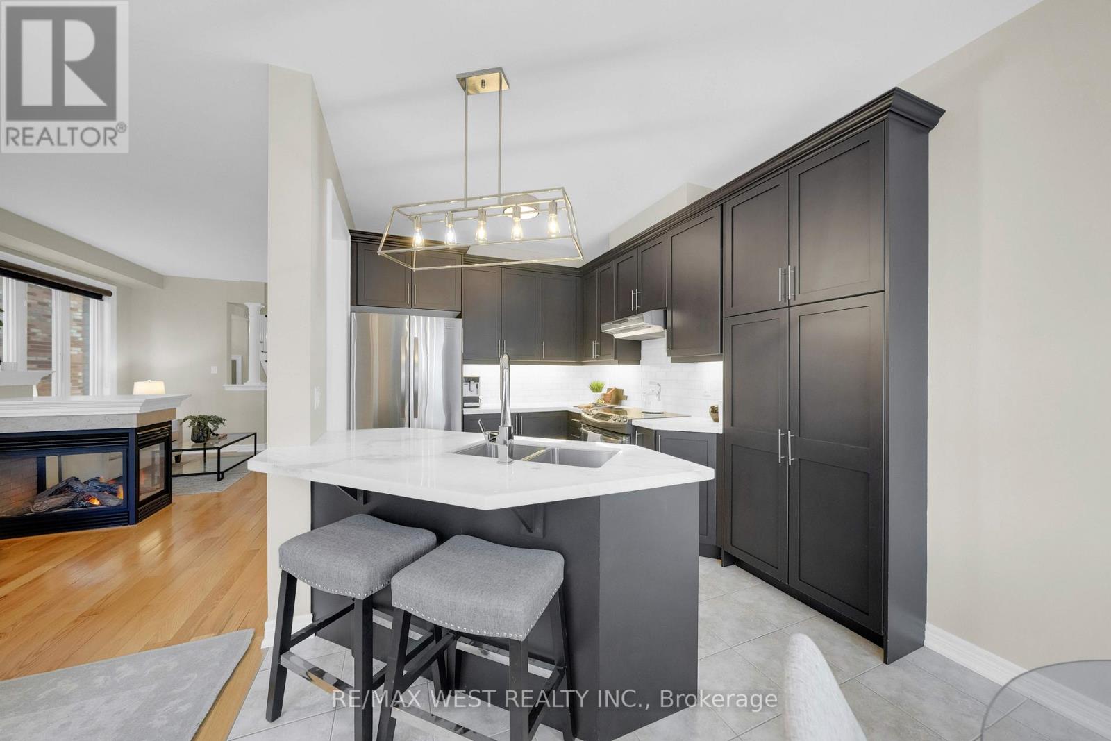 244 Hansard Drive, Vaughan, Ontario  L4H 0W1 - Photo 10 - N12737626