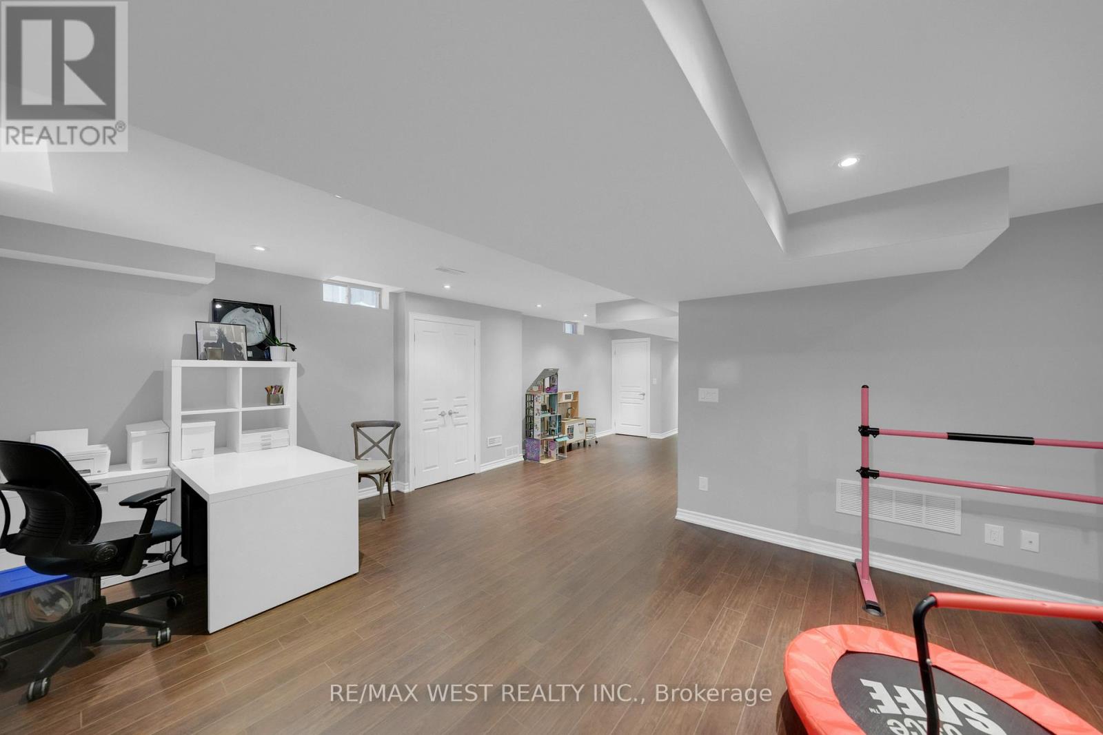 244 Hansard Drive, Vaughan, Ontario  L4H 0W1 - Photo 35 - N12737626