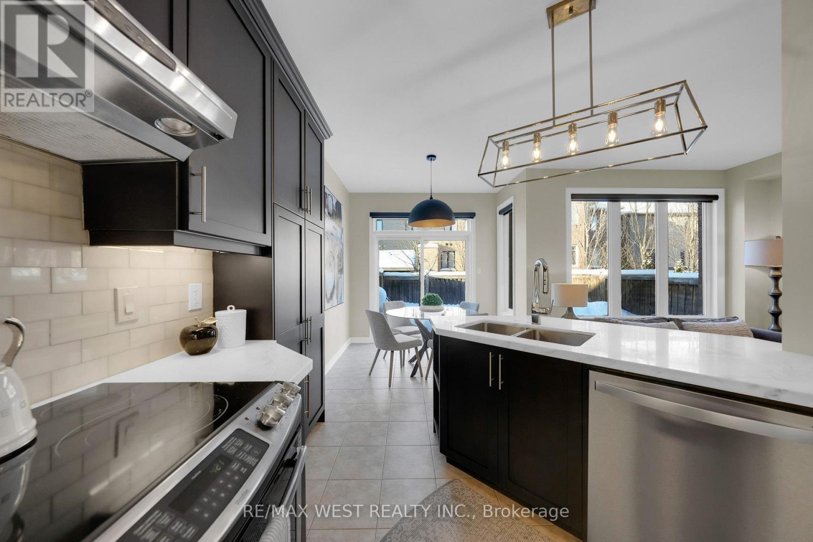 244 Hansard Drive, Vaughan, Ontario  L4H 0W1 - Photo 8 - N12737626