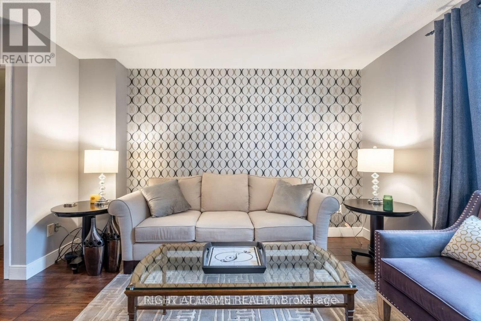 46 - 33 Rochelle Avenue, Hamilton, Ontario  L8W 1P9 - Photo 3 - X12722840