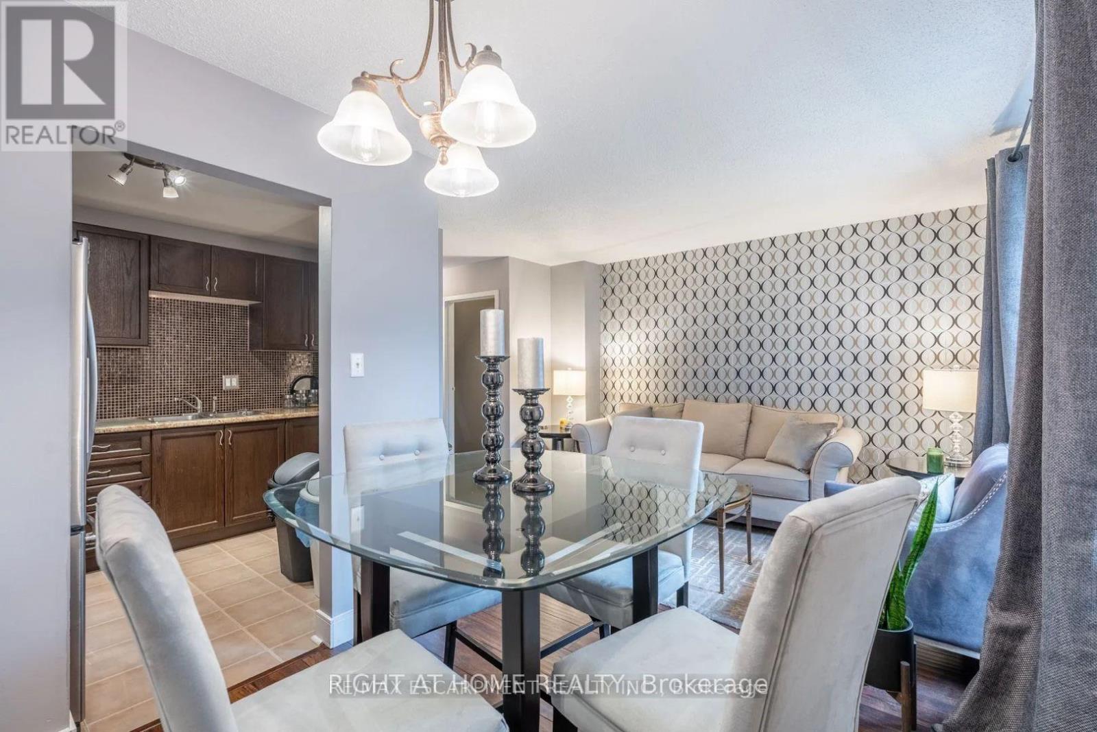 46 - 33 Rochelle Avenue, Hamilton, Ontario  L8W 1P9 - Photo 2 - X12722840