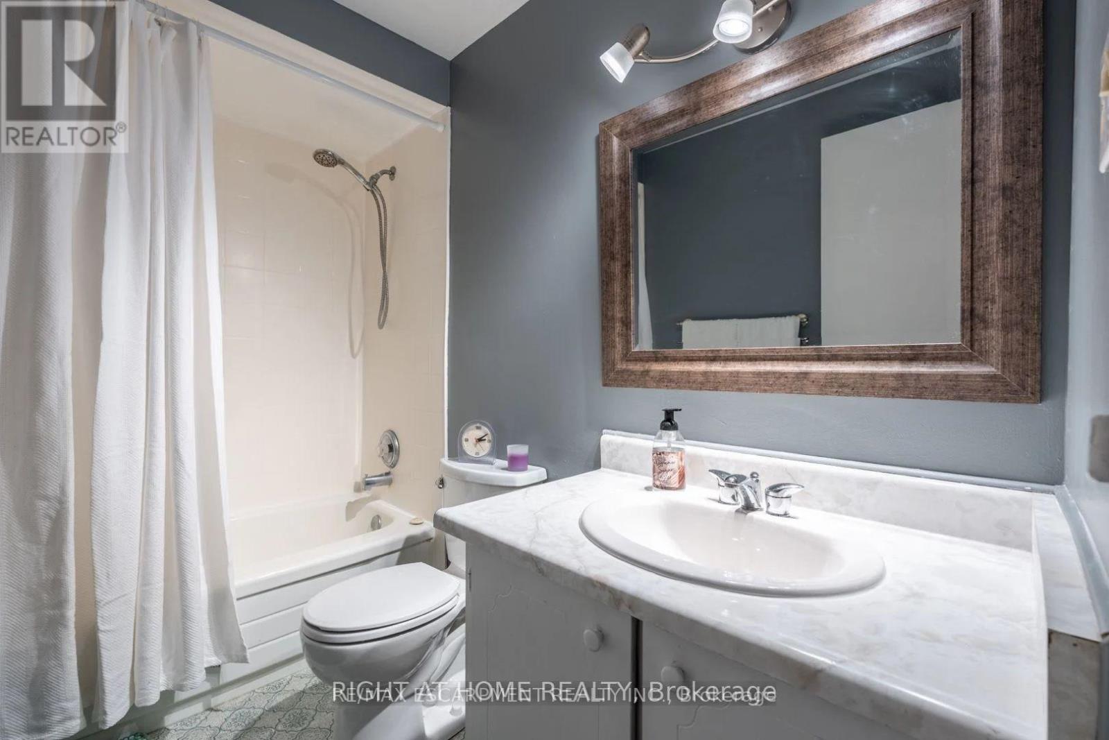 46 - 33 Rochelle Avenue, Hamilton, Ontario  L8W 1P9 - Photo 15 - X12722840