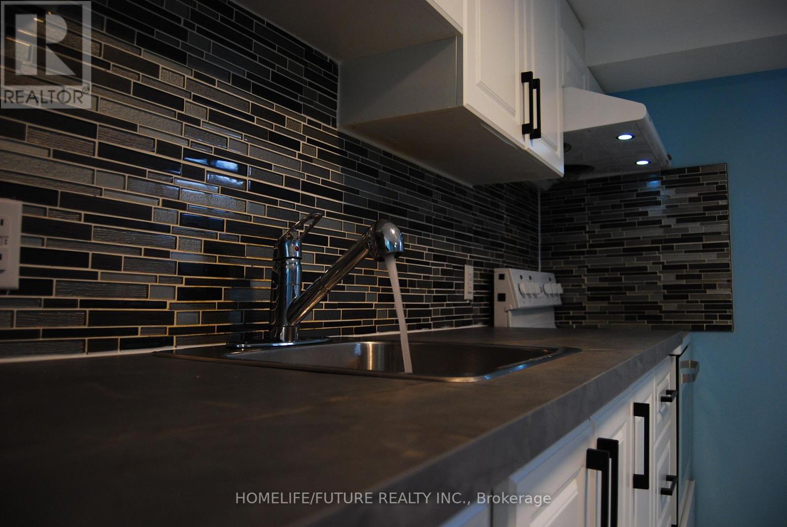 593 Ridgeway Avenue, Oshawa, Ontario  L1J 2W3 - Photo 9 - E12729802