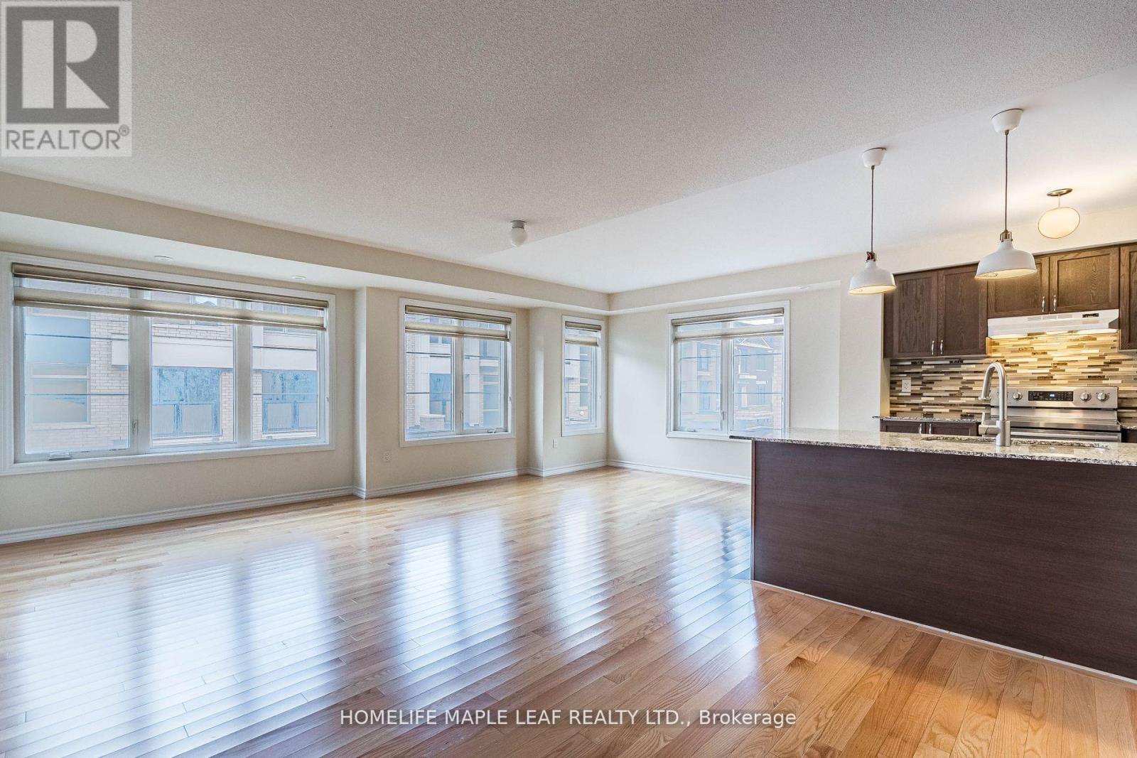 29 - 200 Veterans Drive, Brampton, Ontario  L7A 4S6 - Photo 6 - W12737640