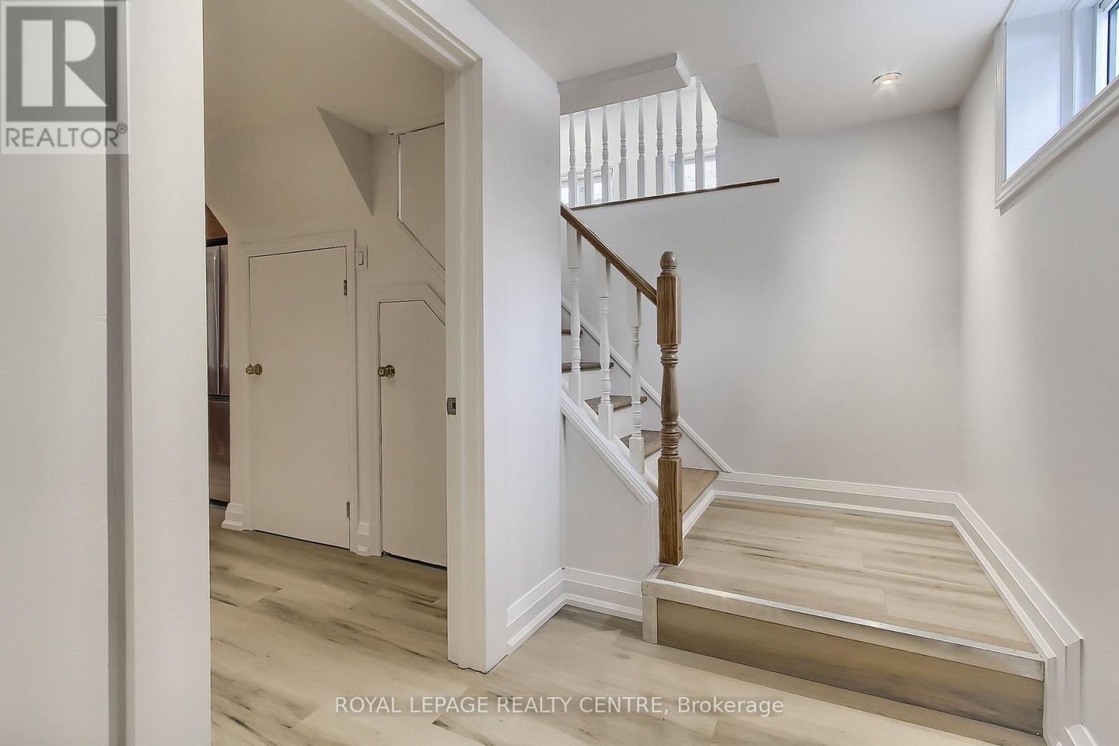 Lower - 2552 Whaley Drive, Mississauga, Ontario  L5B 1X2 - Photo 10 - W12737658