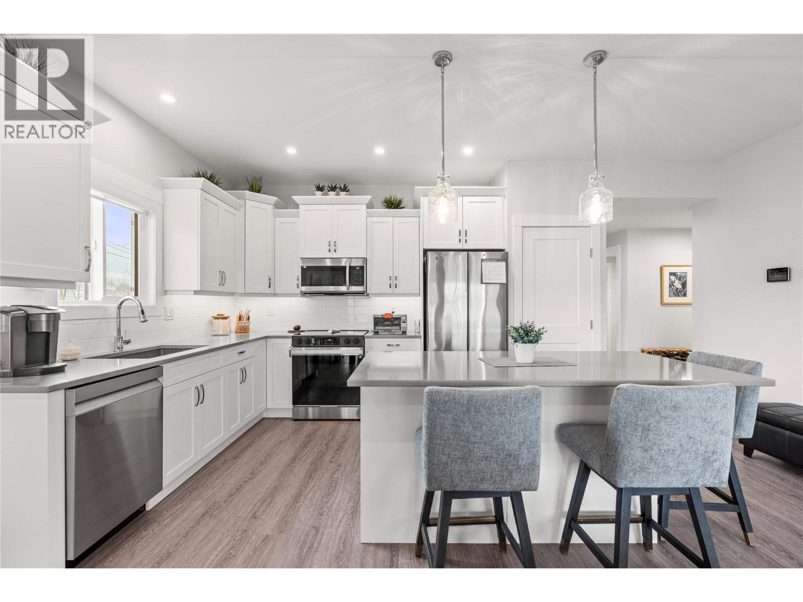 6457 Okanagan Landing Road, Vernon, British Columbia  V1H 1M5 - Photo 9 - 10374216