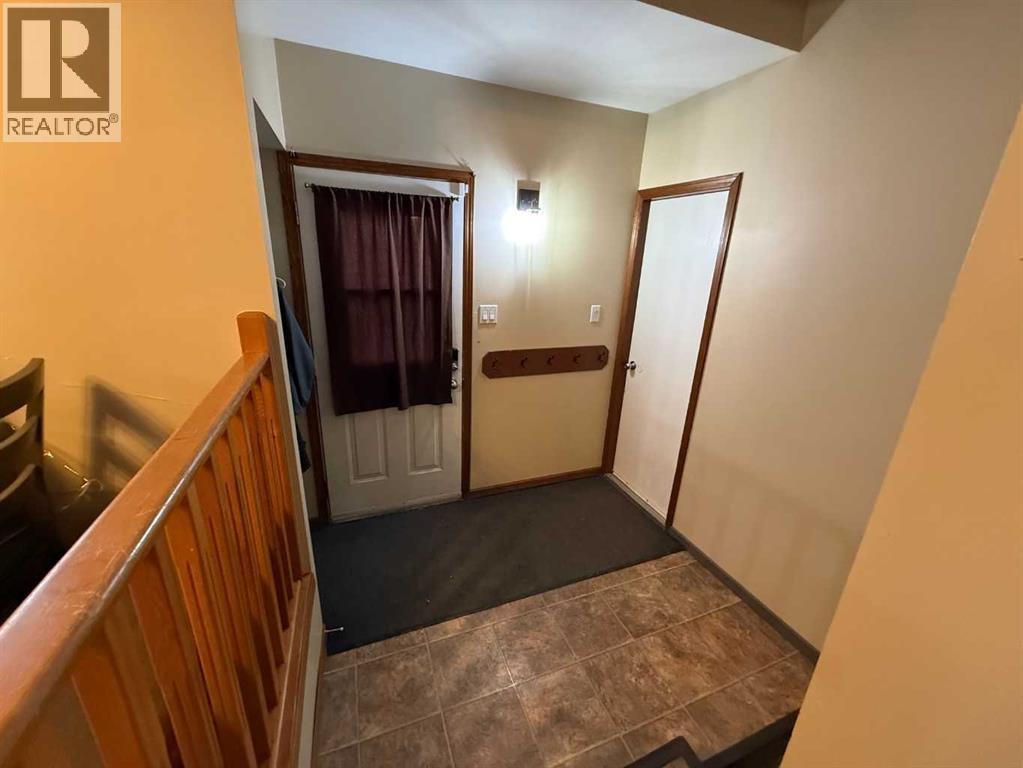 10402 101 Street, High Level, Alberta  T0H 1Z0 - Photo 2 - A2282284