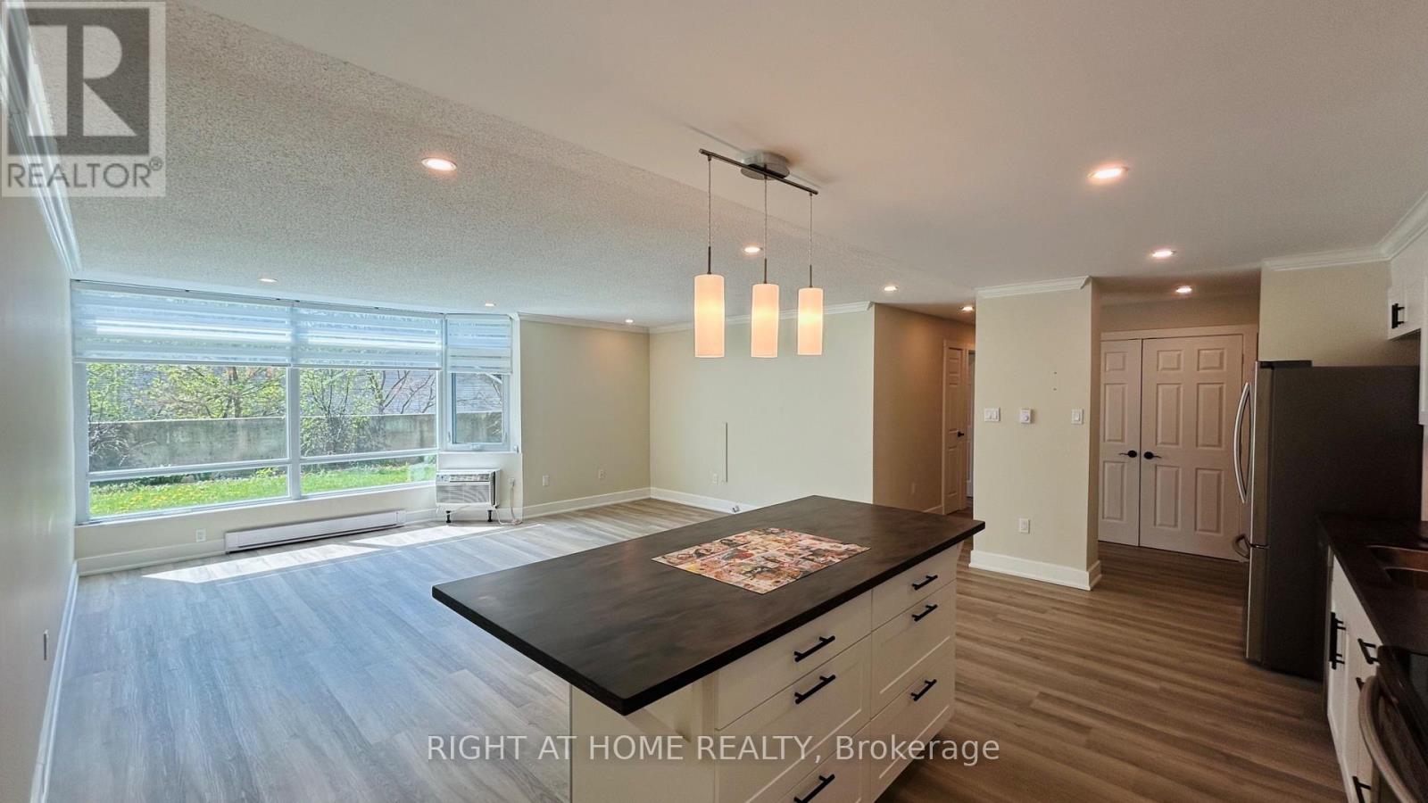 103 - 45 Pond Mills Road, London South, Ontario  N5Z 4W5 - Photo 2 - X12737648